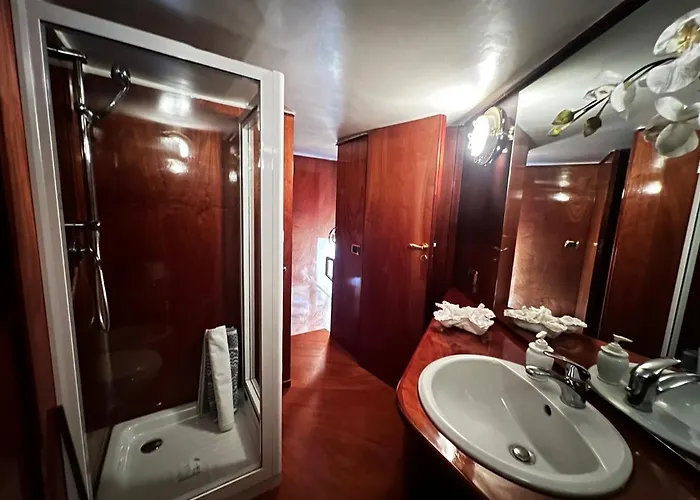 Residenza Borgo Marinaro